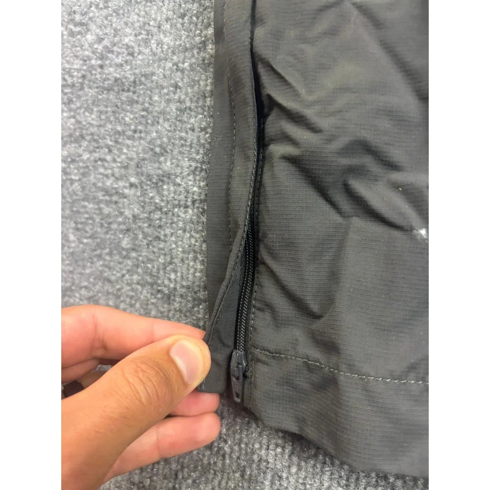 The North Face Convertible Pants Mens 38 Short Gray Ripstop Hiking Cargo
